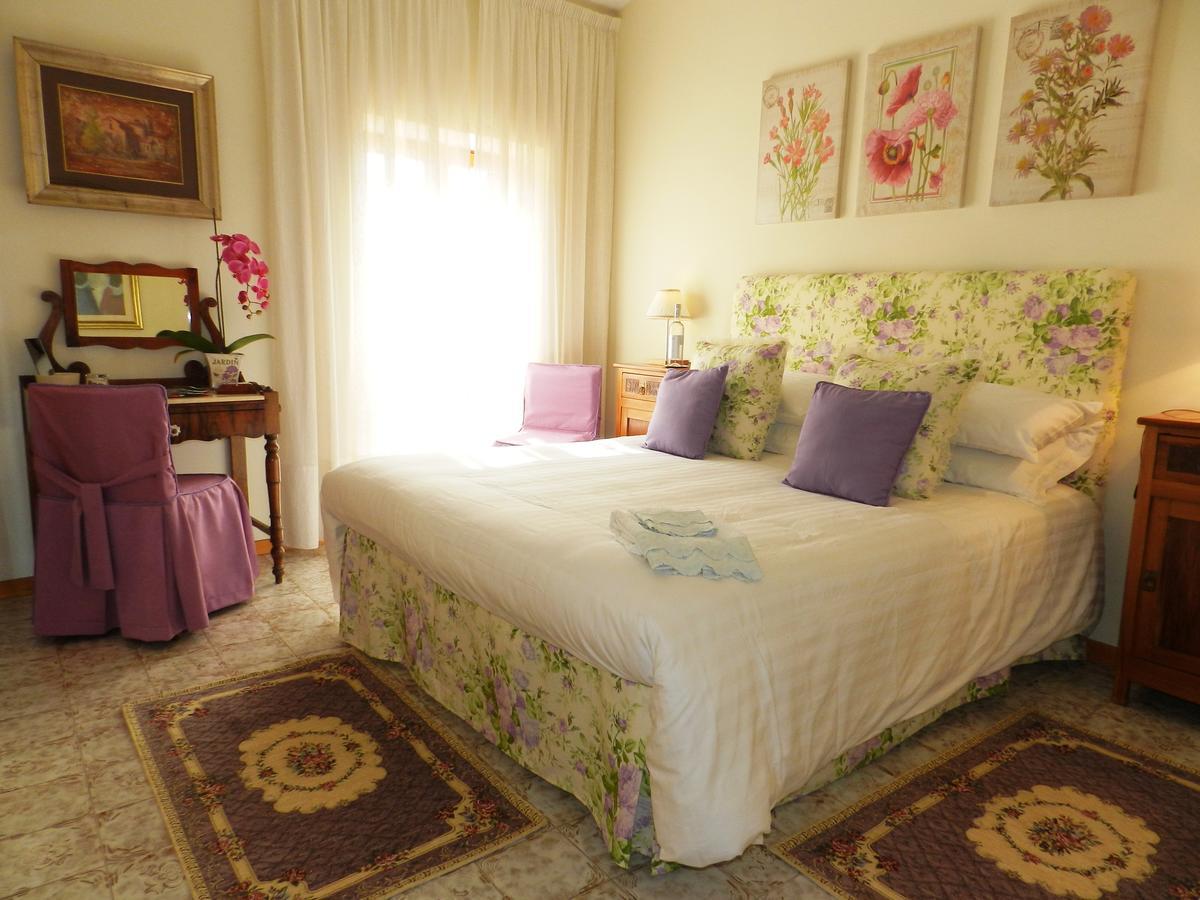 La Scala Fiorita Bed and Breakfast Anagni Exteriör bild